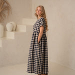 Lina kleita Reina ar kabtām - Oversized linen dress Reina with pockets