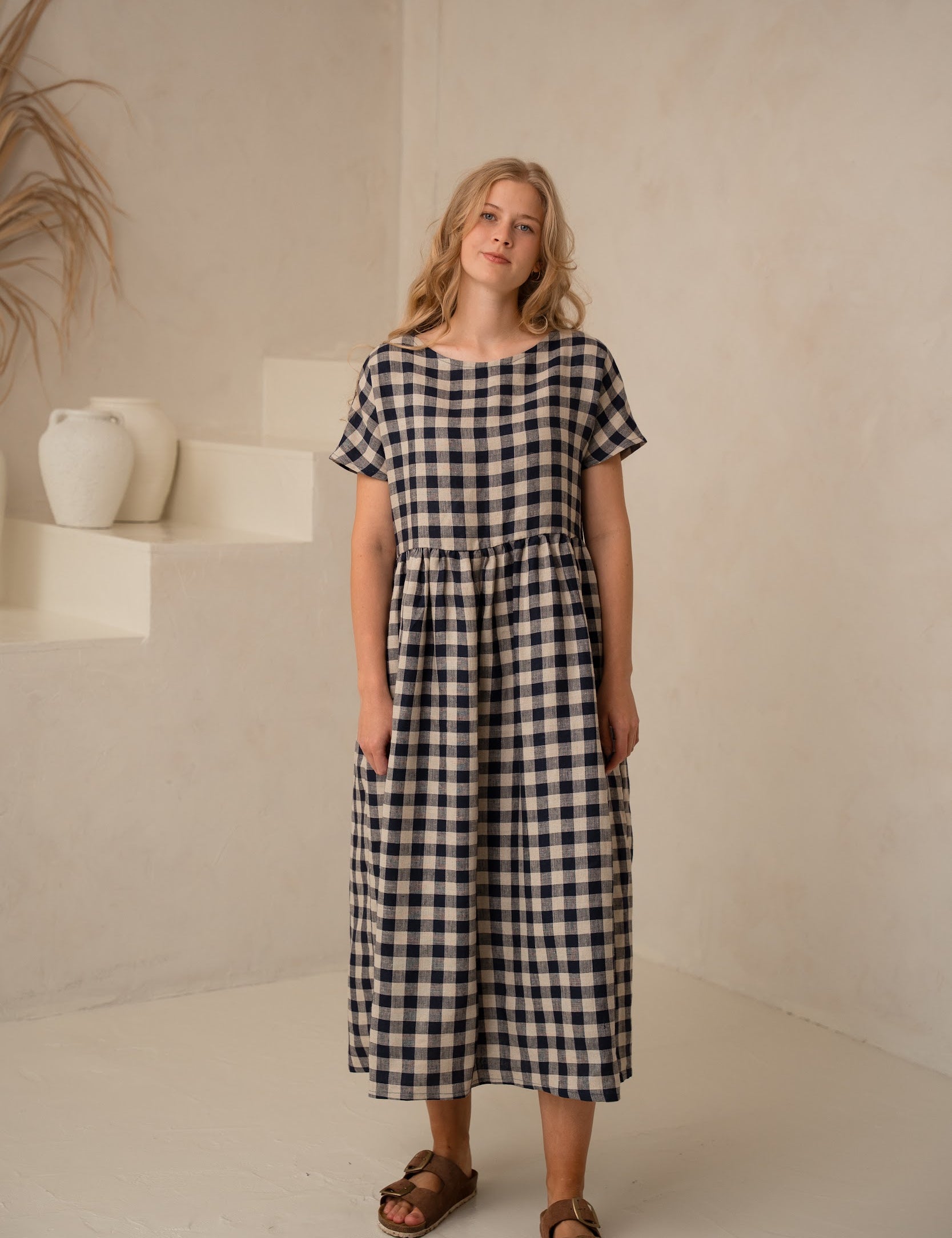 Lina kleita Reina ar kabtām - Oversized linen dress Reina with pockets