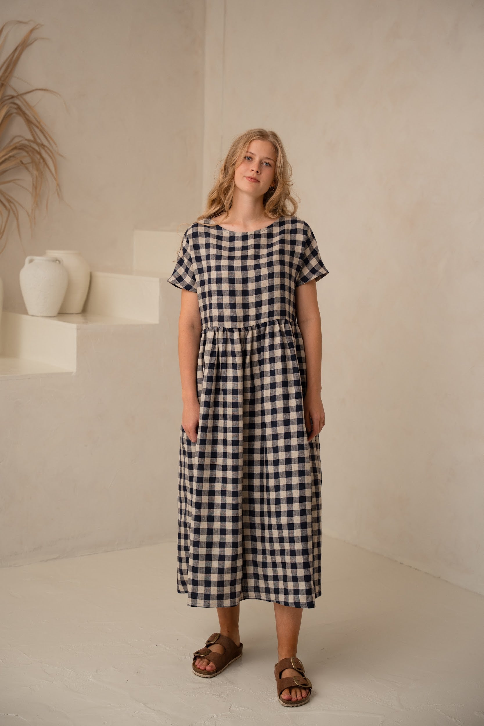 Lina kleita Reina ar kabtām - Oversized linen dress Reina with pockets