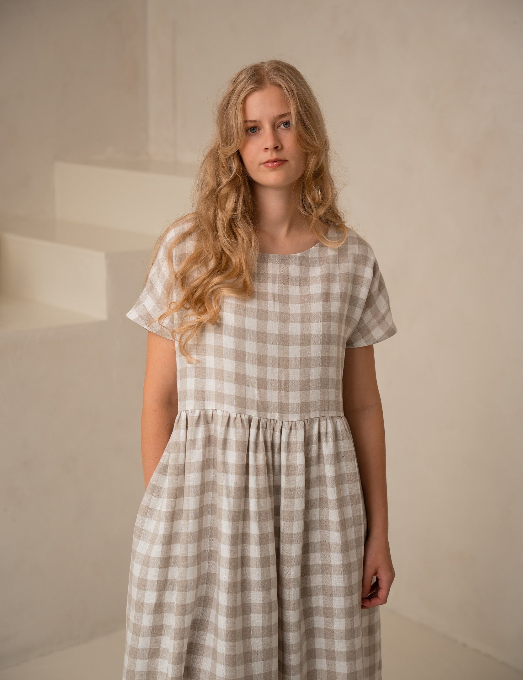 Lina kleita Reina ar kabtām - Oversized linen dress Reina with pockets